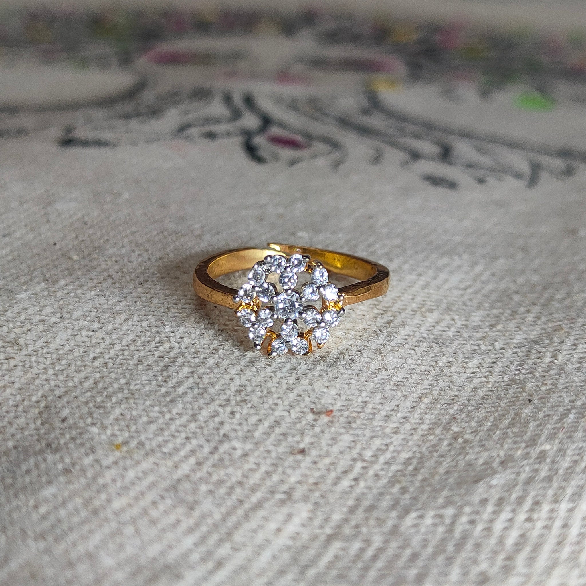 Round Brilliant Cut Natural Diamond Ring